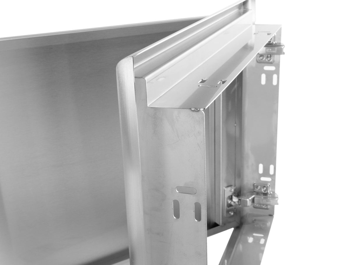 coyote 22-inch single access door