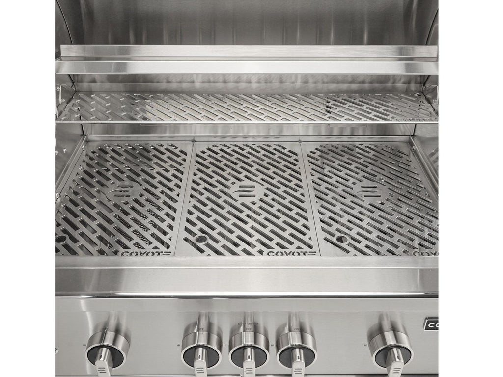 coyote sl-series 36-inch 5-burner built-in gas grill with ceramic briquettes, sear burner, infrared rear burner & rotisserie kit