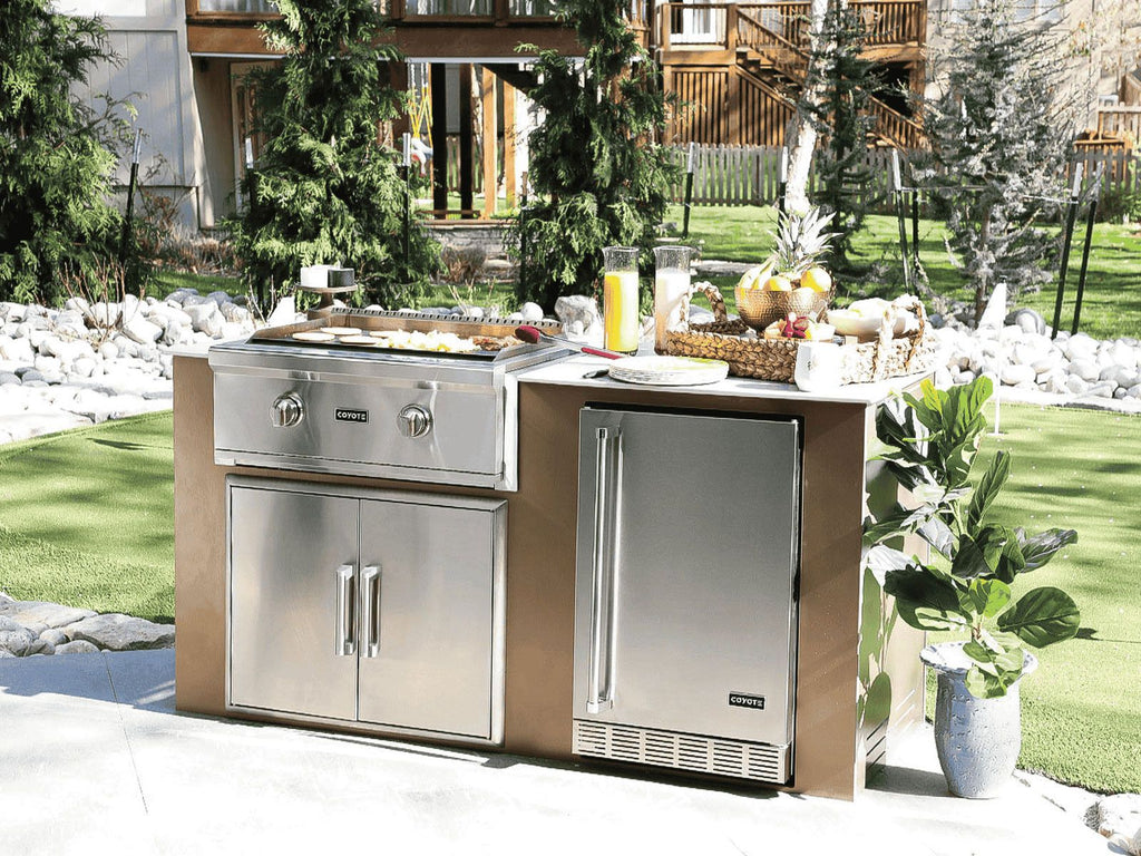 coyote 21-inch 4.1 cu. ft. right hinge outdoor rated compact refrigerator